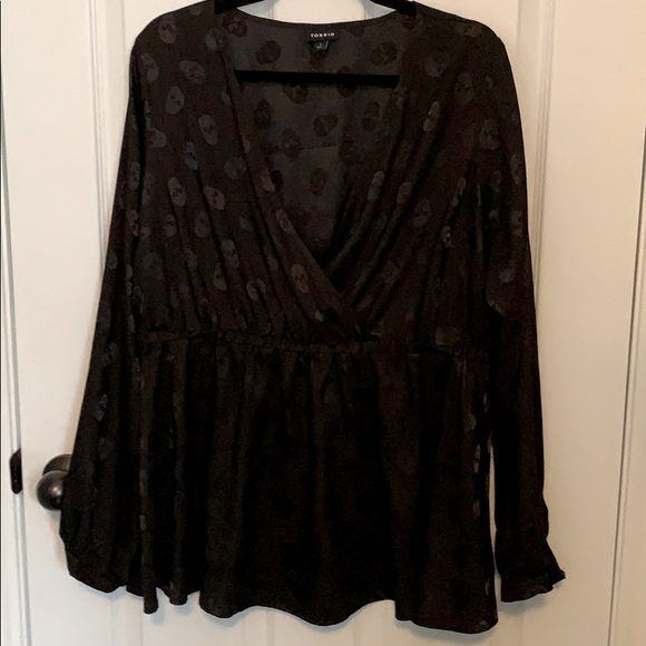 Torrid skull surplice babydoll top